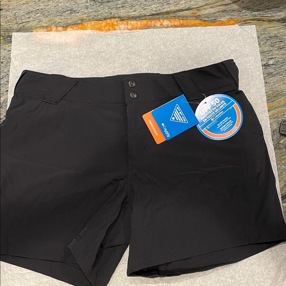 Columbia PFG Black Omni-Shade Shorts - Picture 1 of 8